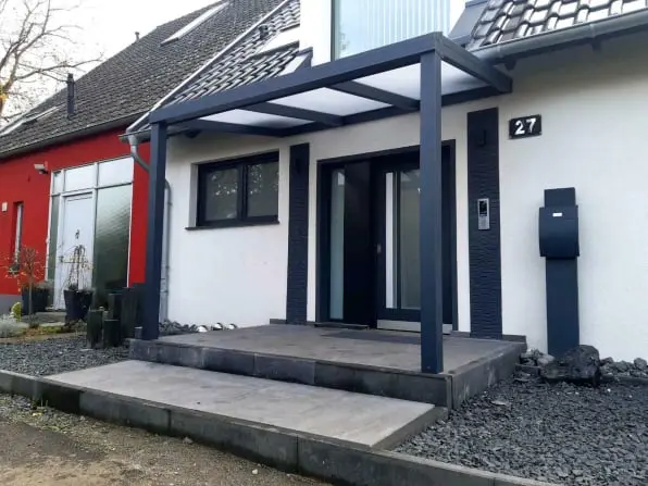 Haustür Aluminium & Glas Vordach
